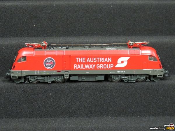 Zum Abschluss noch ein Blick in den Transportkoffer - damit führt die Reise ins Südbahnmuseum Mürzzuschlag, in dem die Lok am gemeinsamen ARG-MEC-N-Stand im Rahmen des Nostalgiefestes am 12. Juni ...